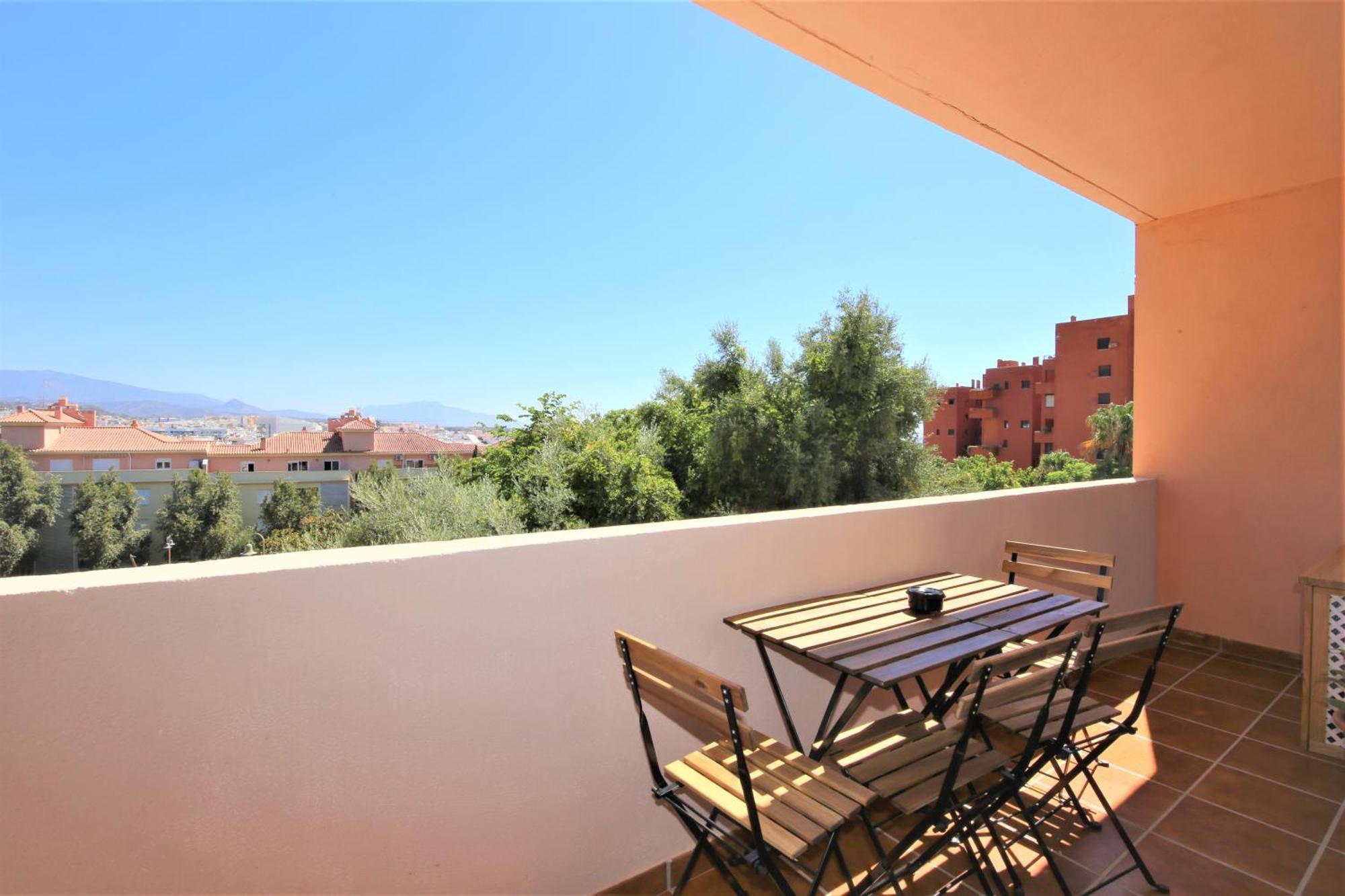 Estepona Town Apartment Carmen Exterior photo
