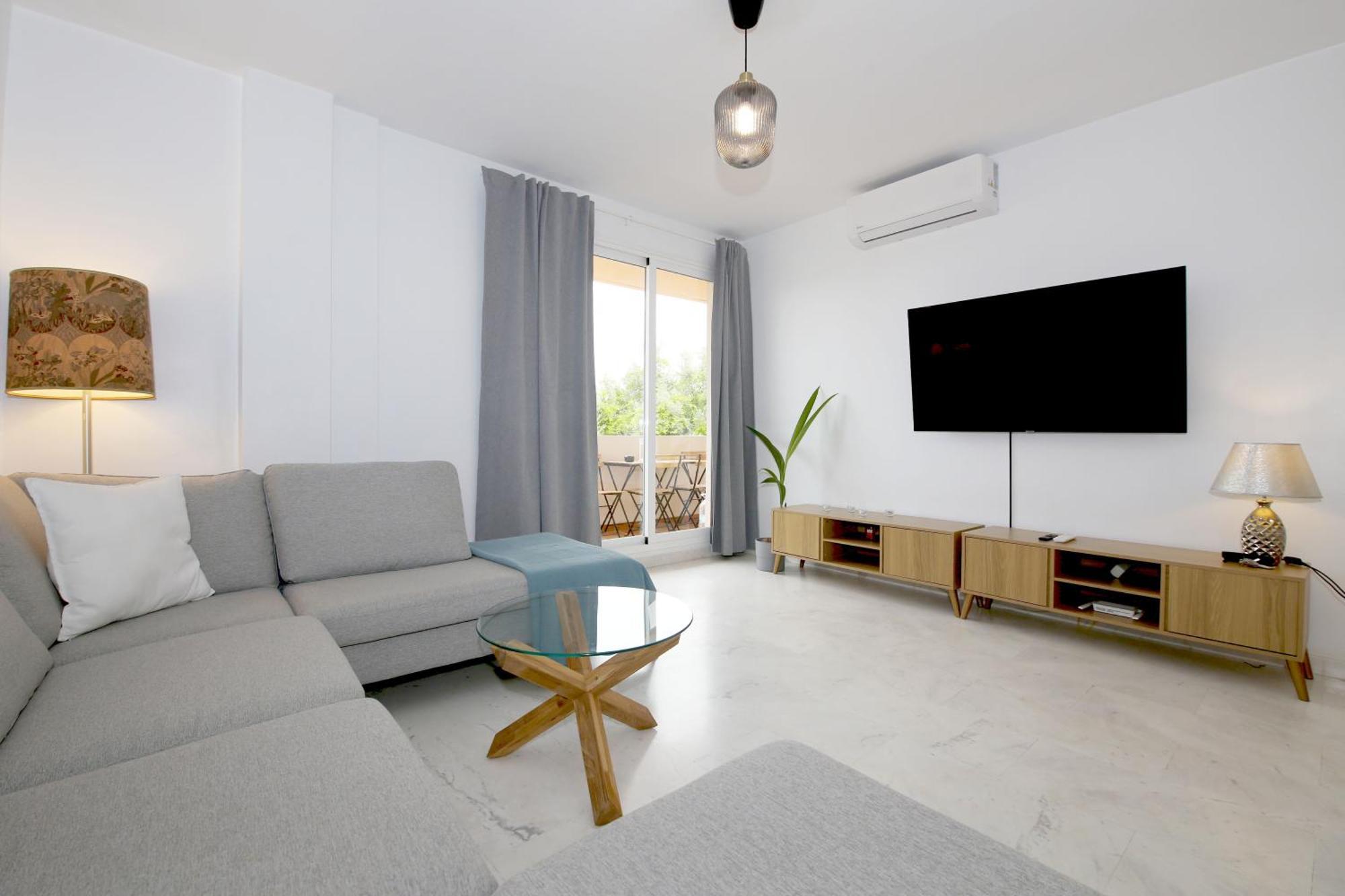 Estepona Town Apartment Carmen Exterior photo
